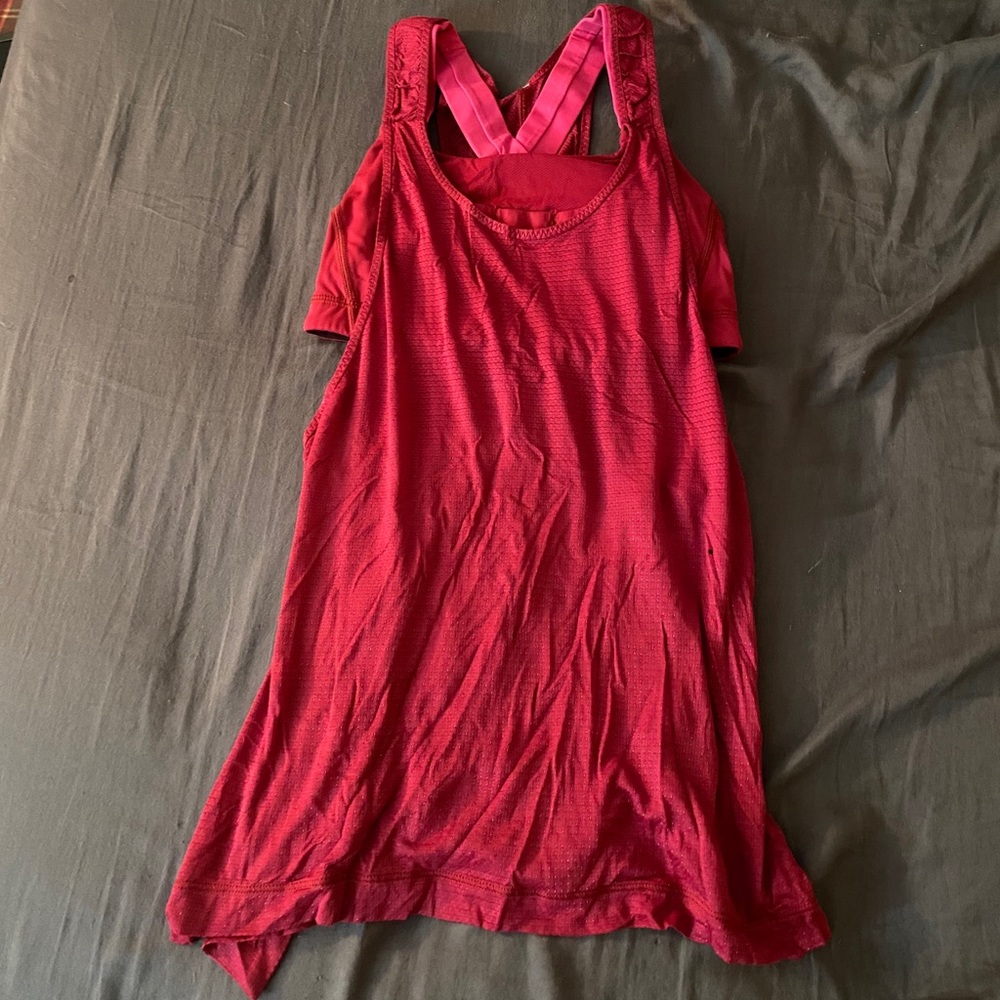 Lululemon tank